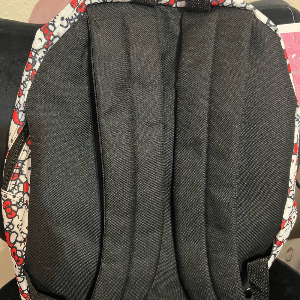 Hello kitty 🎀 back pack - Picture 4 of 5